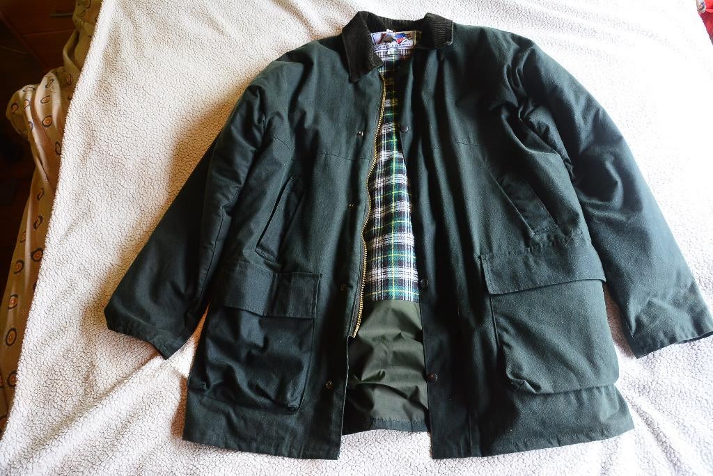 3 vestes d'hiver en coton ciré de la marque Mountaineer, Andere, Taille 56/58 (XL), Comme neuf, Brun