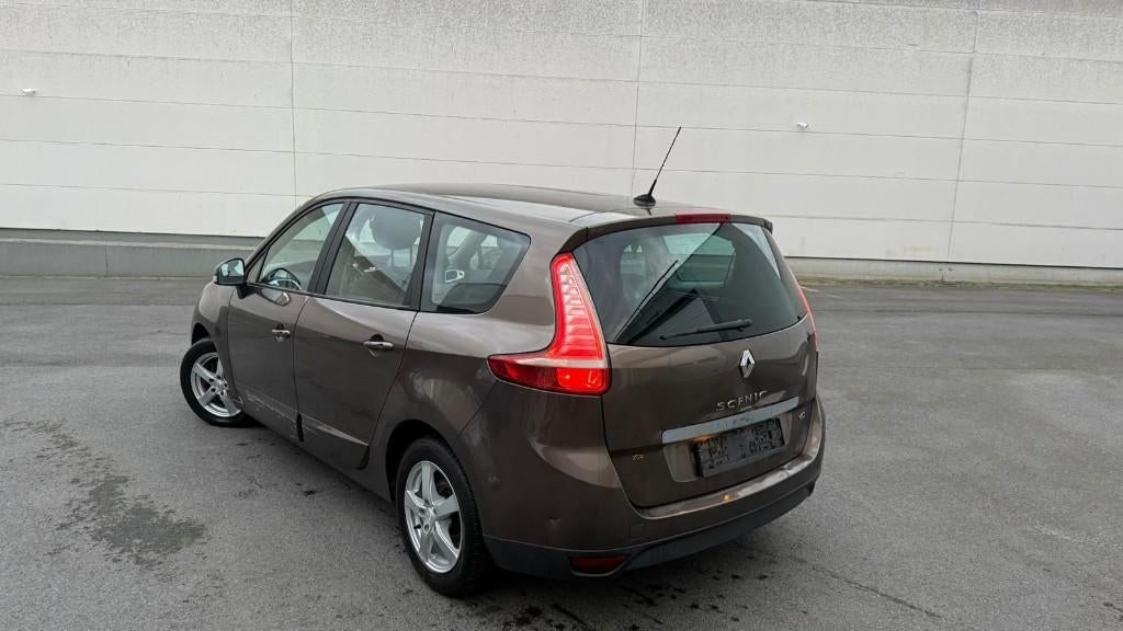 Renault Scenic 1.5dCi 78kW Année 02/2010, 341.000km, Autos, Euro 5, Achat, Entreprise, 5 portes