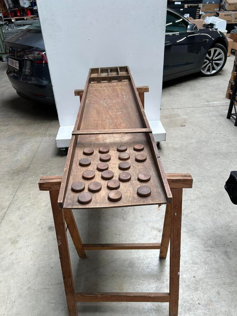 Oude sjoelbak met ondersteuning, Hobby en Vrije tijd, Gezelschapsspellen | Overige, Ophalen, Gebruikt