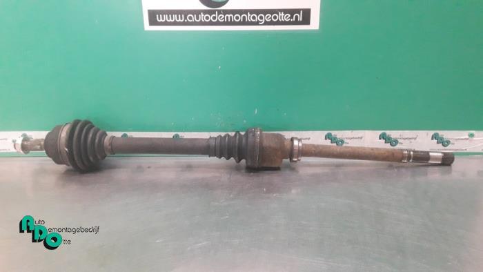 Aandrijfas rechts-voor van een Citroen Berlingo (Berlingo 08, Gebruikt, -, Ophalen of Verzenden, -