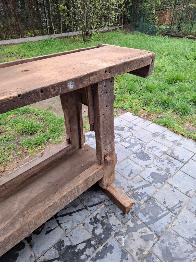 Werkbank beuk ongerestaureerd, Enlèvement