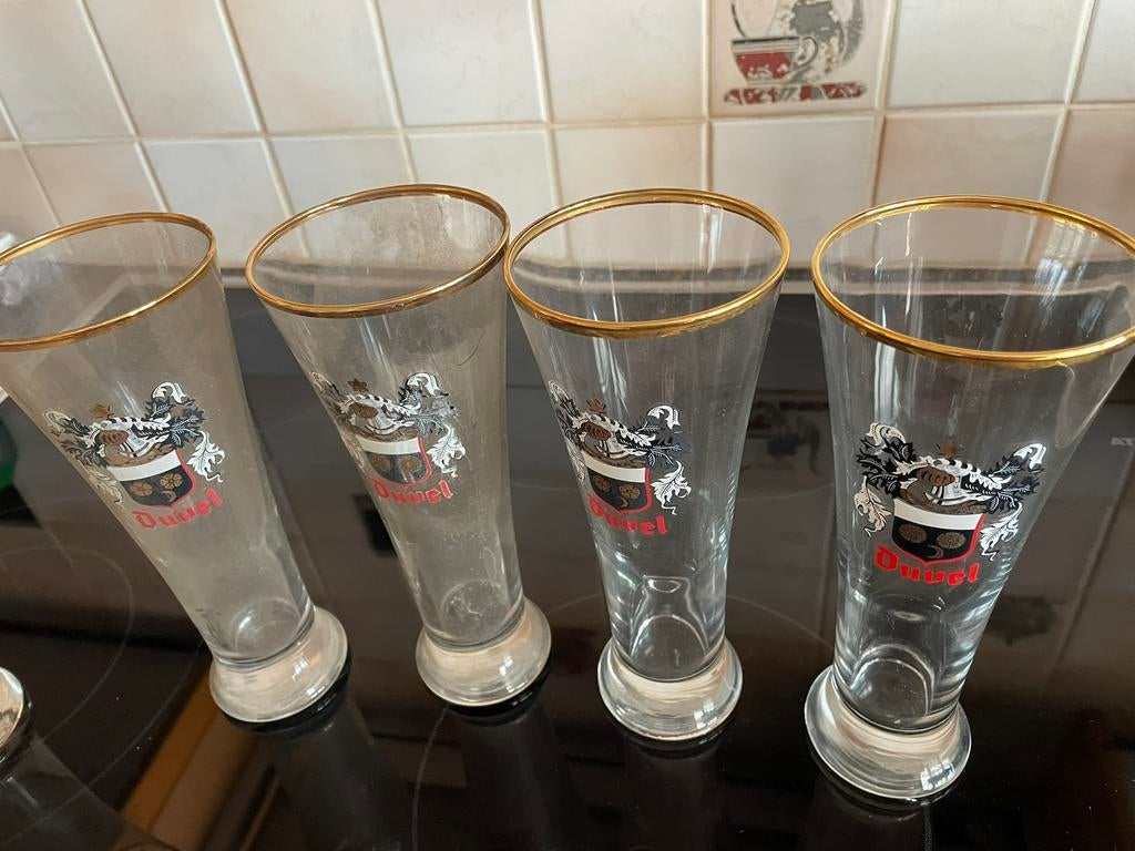 Vier oude Duvelglazen en een Moortgat glas, Verzamelen, Ophalen of Verzenden, Zo goed als nieuw