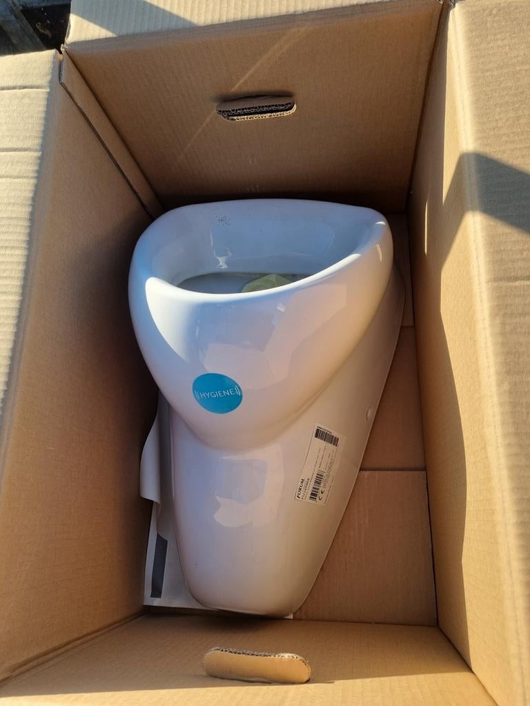 Urinoirs, Enlèvement ou Envoi