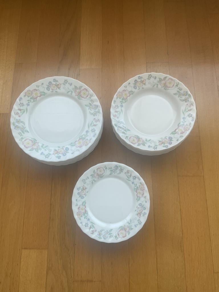 Eetborden Arcopal, Huis en Inrichting, Keuken | Servies, Ophalen, Bord(en)