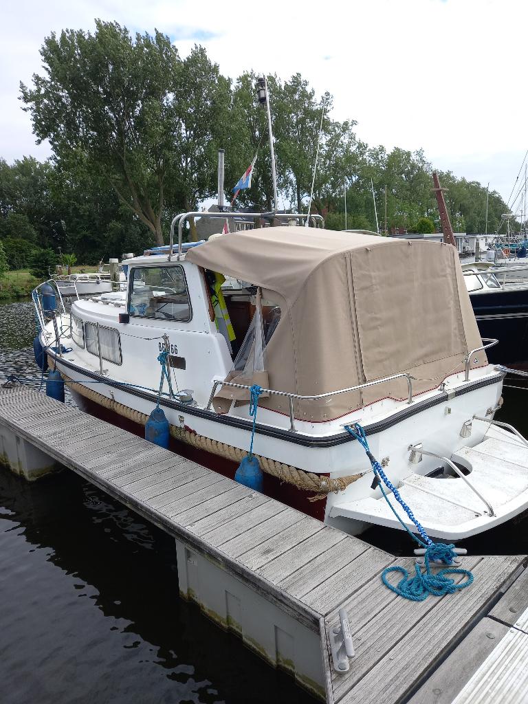 boot, 50 ch ou plus, Diesel, Enlèvement, Utilisé