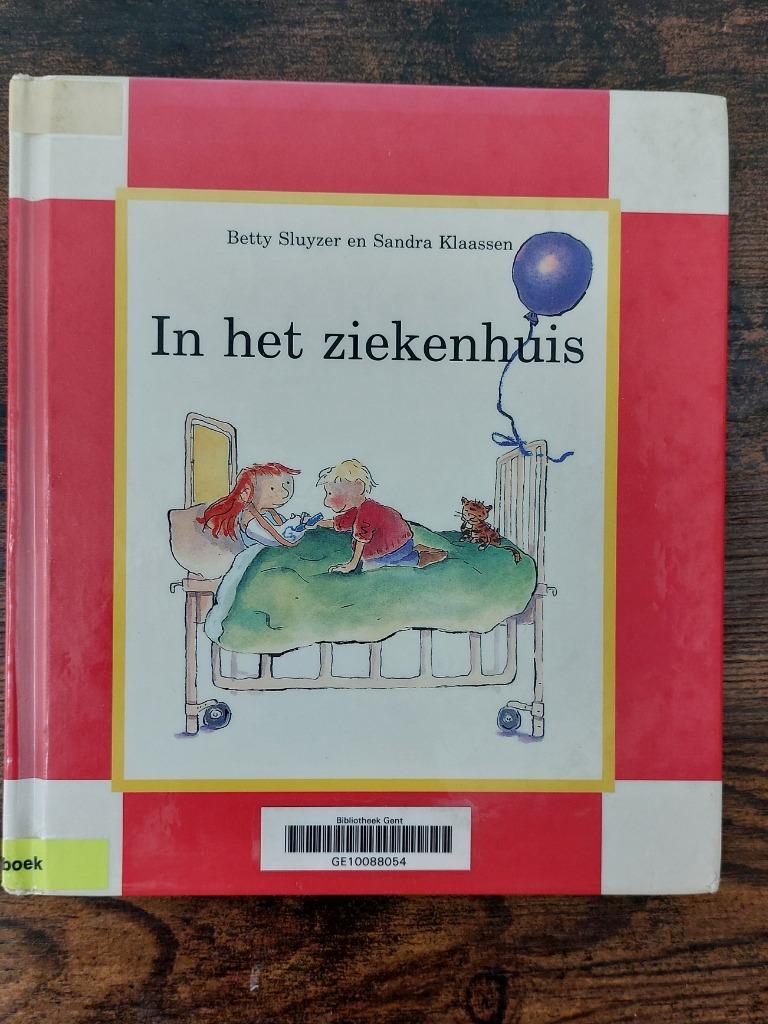 In het ziekenhuis, Non-fictie, Betty Sluyzer, Ophalen, Gelezen