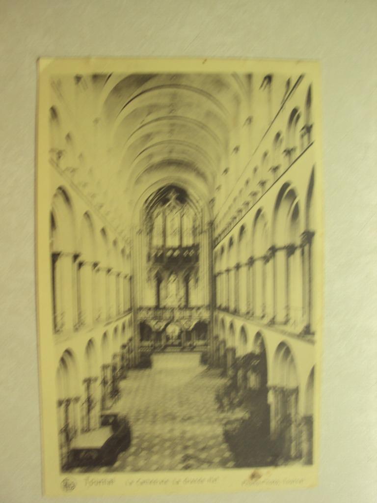49500 - TOURNAI - LA CATHEDRALE - LA GRANDE NEF, Envoi