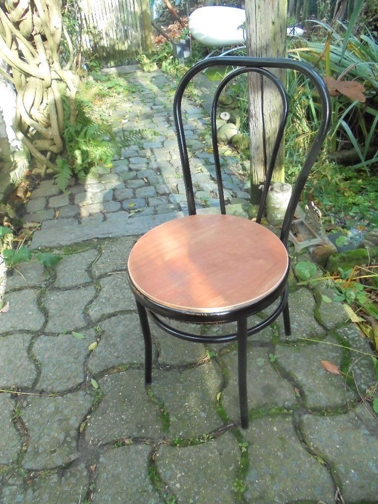 1 zwarte stoel "Thonet" stijl  op te frissen, Ophalen, Gebruikt, Zwart, Thonet