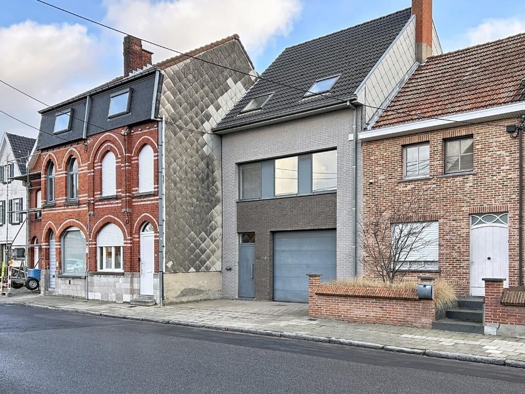 Huis met loods, Province de Flandre-Occidentale, 200 à 500 m², 186 kWh/m²/an, 2 pièces