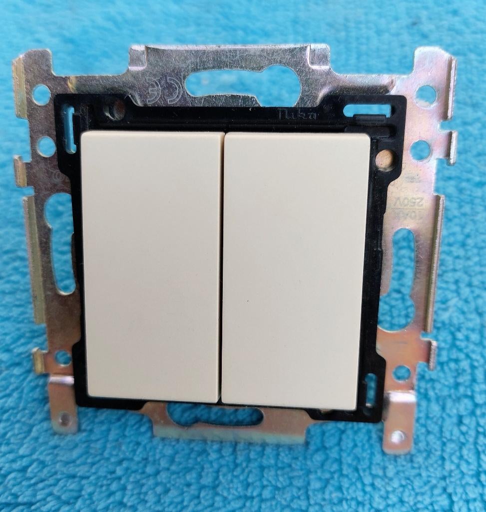 Niko inbouw schakelaars - opbouw stopkontakt, Ophalen of Verzenden, Nieuw, Schakelaar