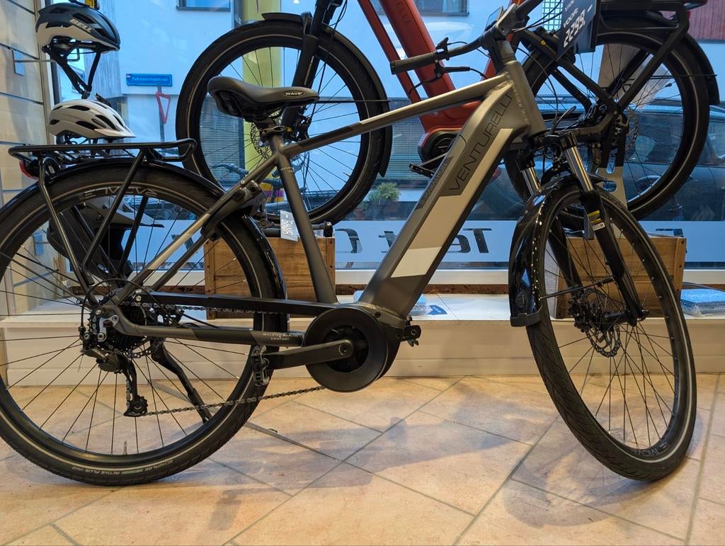 Venturelli B-Marathon SHOWROOMMODEL, Enlèvement ou Envoi