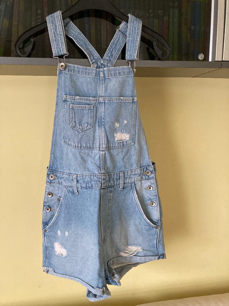 Jeans salopette short mt 34 in mooie staat, Ophalen, Zo goed als nieuw