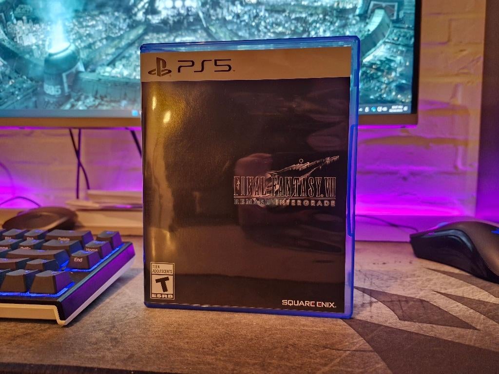 Final Fantasy 7 Remake Intergrade (PS5), Ophalen, Zo goed als nieuw