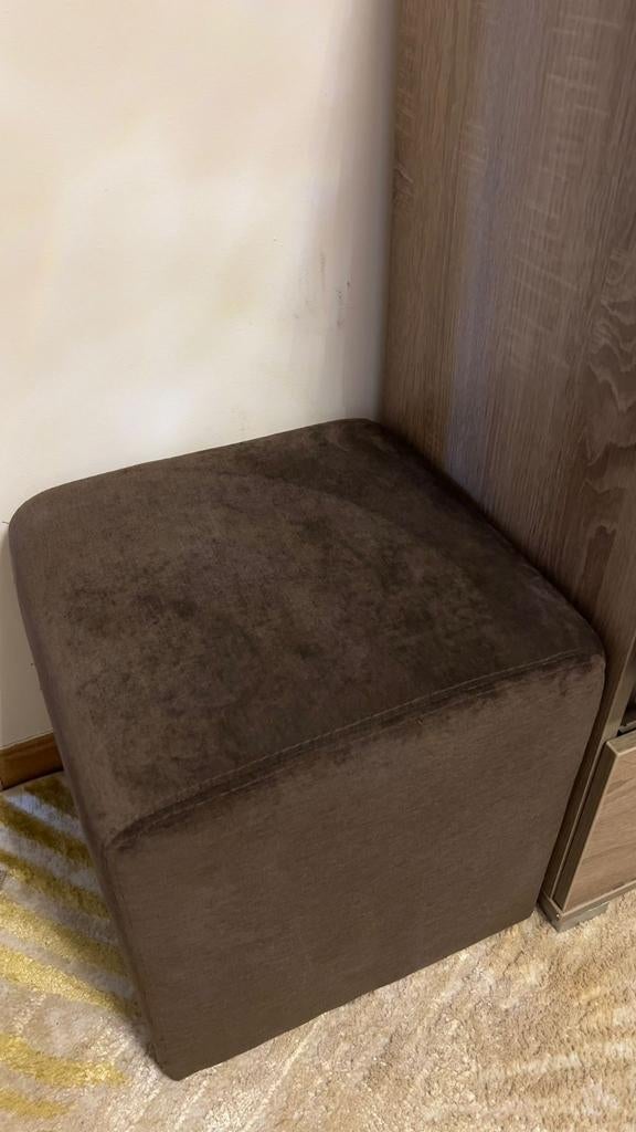 Pouf, Maison & Meubles, Enlèvement, Comme neuf