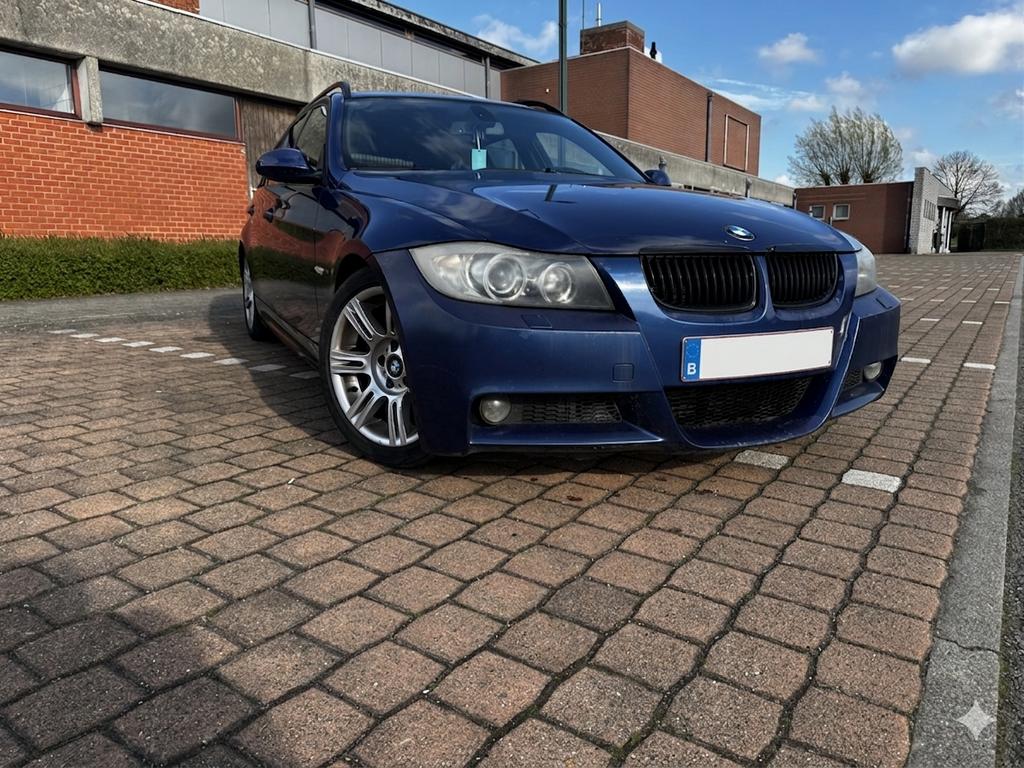 Bmw 320d m sport, Auto's, BMW, Particulier, 3 Reeks, Bluetooth, Diesel, Euro 4, Break, 5 deurs, Handgeschakeld, Blauw, Achterwielaandrijving