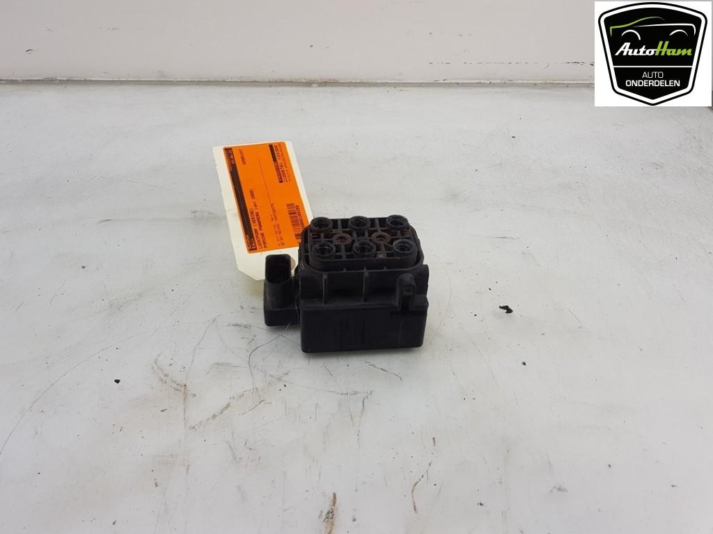 LUCHTPOMP VERING Porsche Panamera (970) (01-2009/12-2016), Gebruikt, Porsche