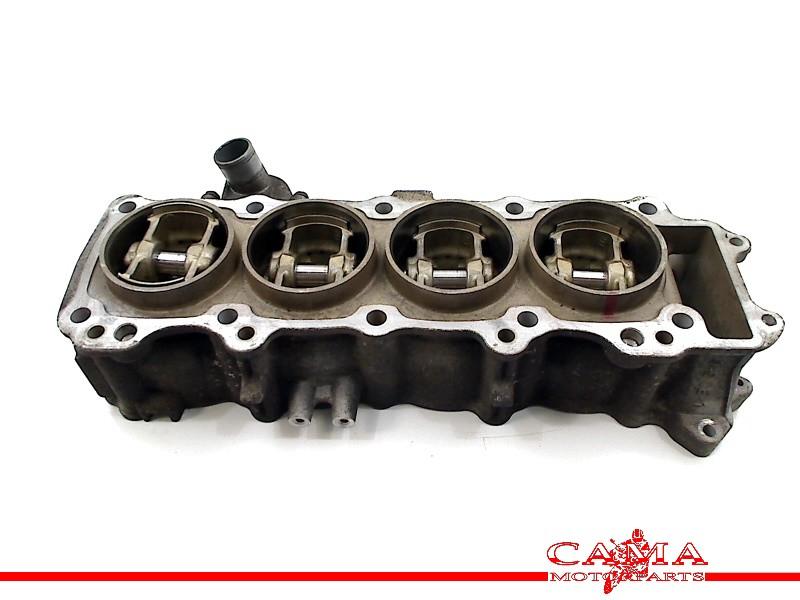 CYLINDRE BLOK Suzuki GSX R 600 1997-2000 SRAD (GSXR 600), Motos, Dhr. S. di Majo, Utilisé, Info@cama-motorparts.nl, P.J. Troelstraweg 8 8
3144 CX  MAASSLUIS, NL