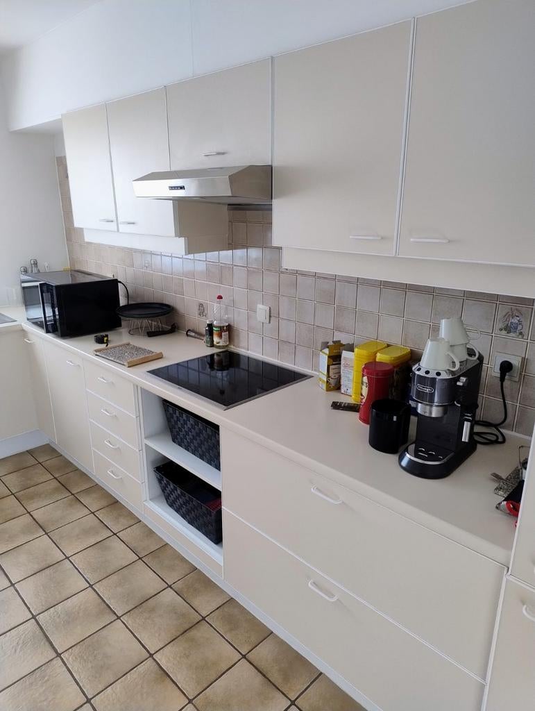 Volledige keuken met apparaten. Gedemonteerd af te halen., Huis en Inrichting, Keuken | Complete keukens, Ophalen, Gebruikt, Crème