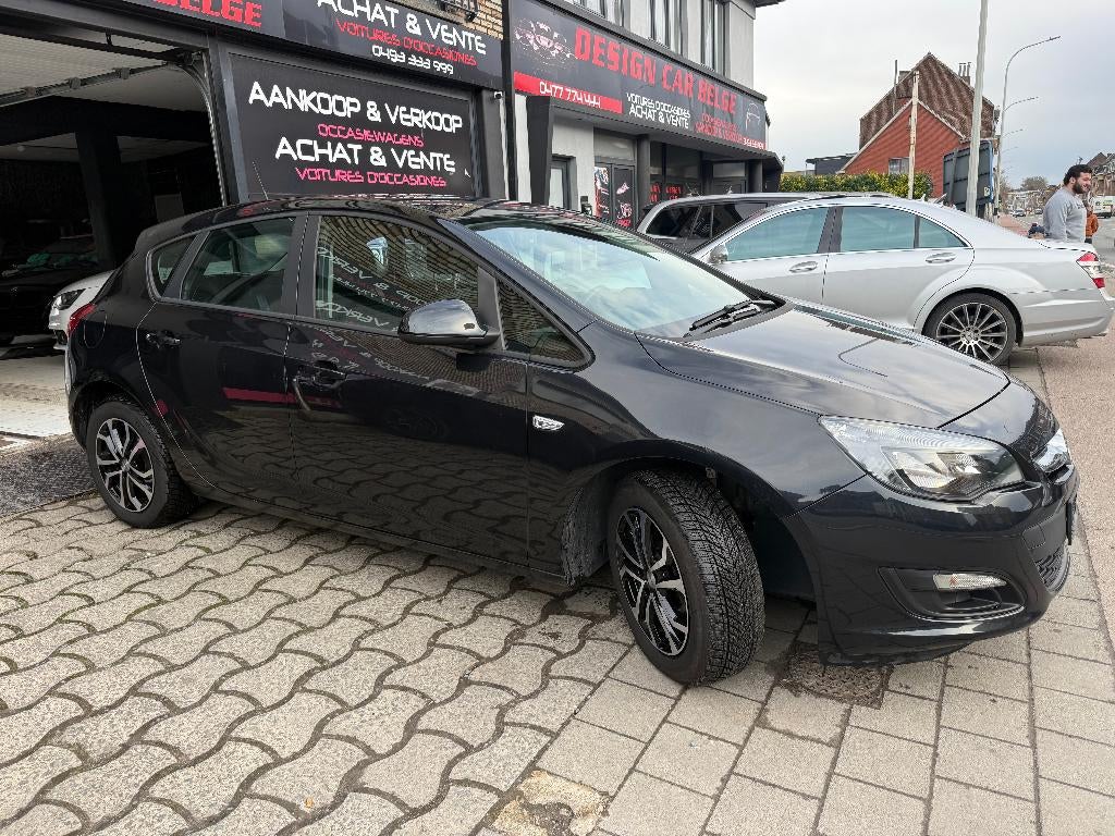Opel Astra 1600 benzine 2015 met 98km 1e Main, Euro 5, Zwart, Bedrijf, Handgeschakeld
