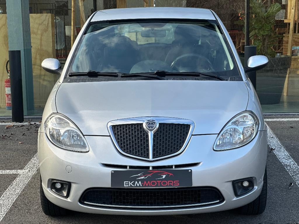 Lancia Ypsilon 1.2 / Airco / Sensoren / 91931km, 4 zetels, 1242 cc, Bedrijf, Handgeschakeld