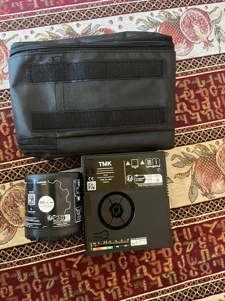 Kit anti-crevaison / compresseur voiture TMK avec sac |, Enlèvement