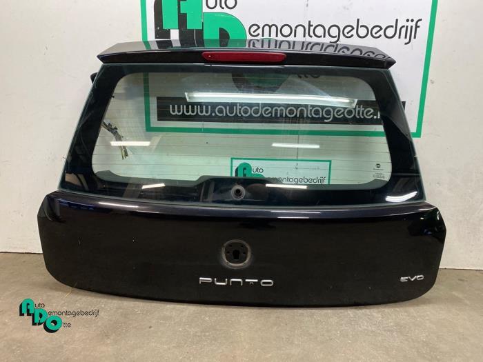 Achterklep van een Fiat Punto Evo (Punto Evo 08-) (876), Gebruikt, -, Ophalen of Verzenden, Fiat