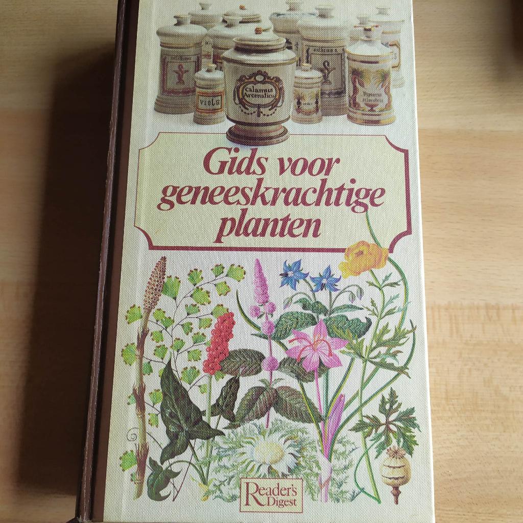 GIDS VOOR GENEESKRACHTIGE PLANTEN, Boeken, Natuur, Ophalen of Verzenden, Gelezen, Bloemen, Planten en Bomen