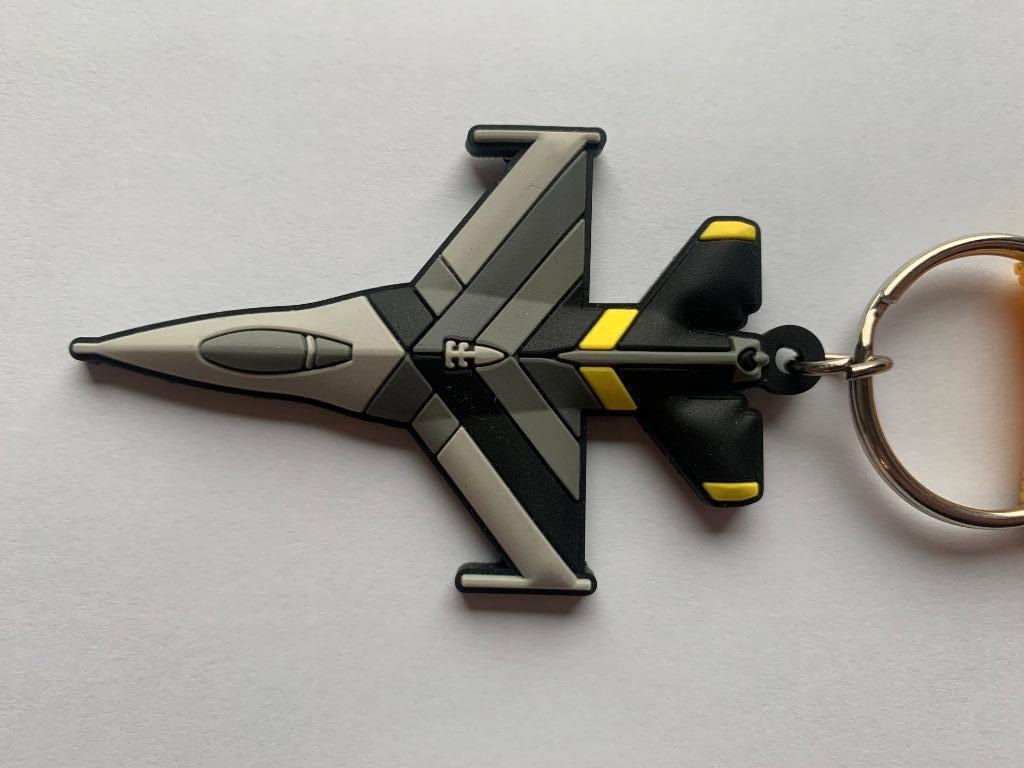 Key chain Belgian Air Force F16 (FA-132) 100 jaar N°1 SQN, Collections, Enlèvement ou Envoi, Armée de l'air, Autres types