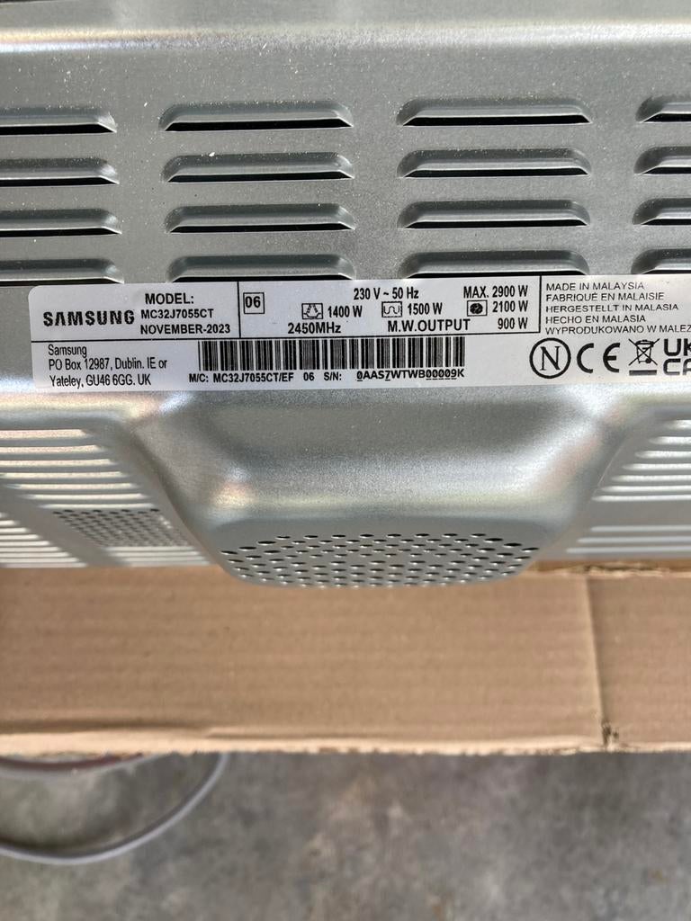 Microgolfoven  grill en warme lucht, Ophalen, Zo goed als nieuw, Vrijstaand