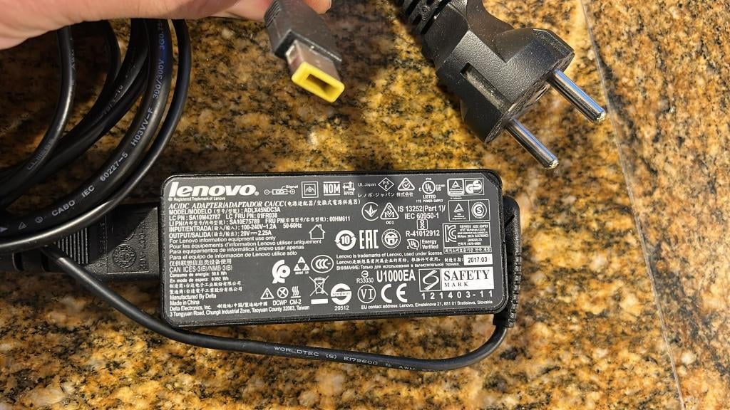 Chargeur Lenovo 45w, Informatique & Logiciels, Chargeurs d'ordinateur portable, Enlèvement