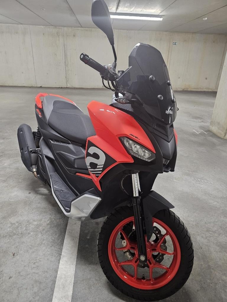 Aprilia SR GT 125 – 5300 km – TOPSTAAT – 2022 – 4T, Scooter, Nieuw, Particulier, 125 cc