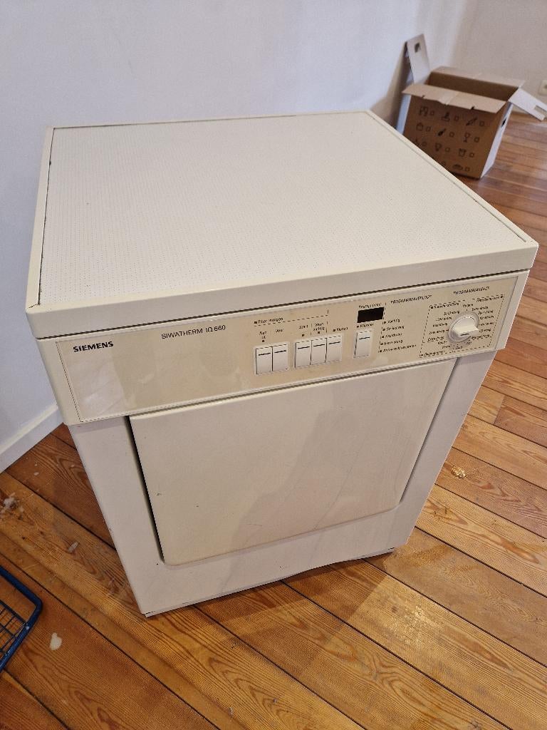 Perfect werkende en nette droogkast Siemens, Elektronische apparatuur, Droogkasten, Ophalen, 6 tot 8 kg, Gebruikt, Luchtafvoer