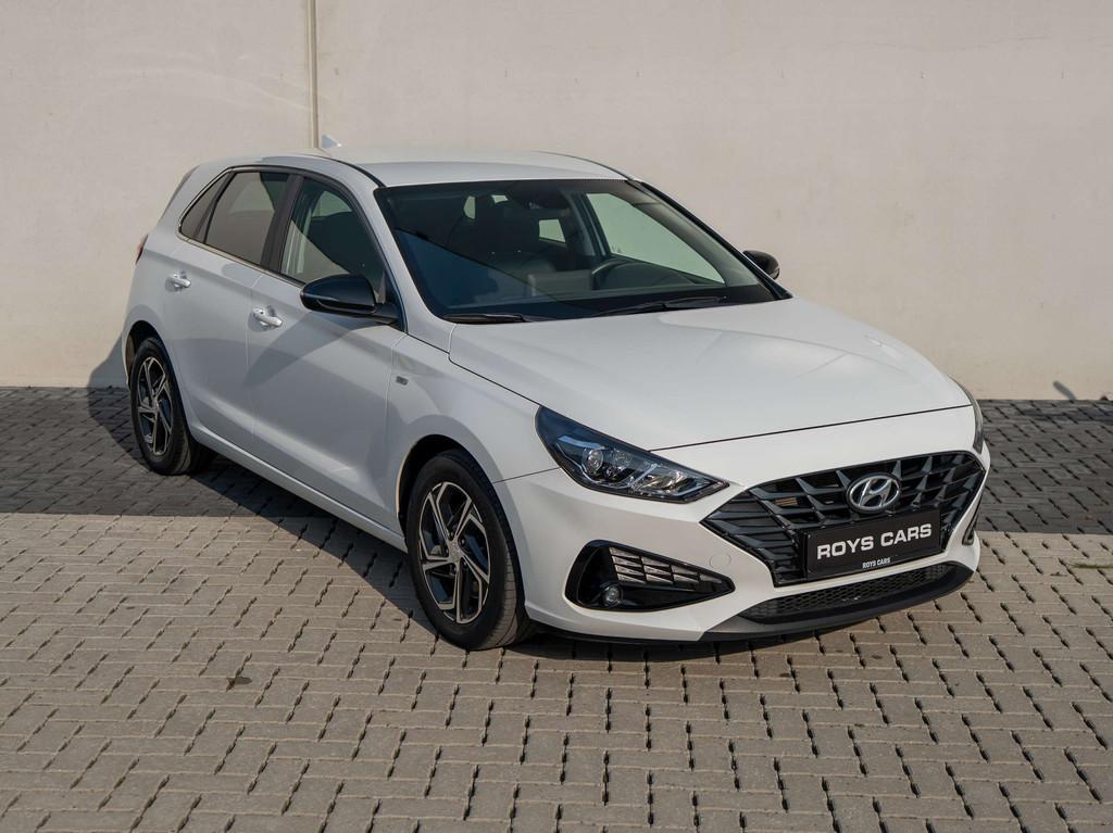 Hyundai i30 i30 FABRIEKSGARANTIE/CAMERA/APPLE CARPLAY, Autos, Anti démarrage, 998 cm³, Euro 6, Entreprise