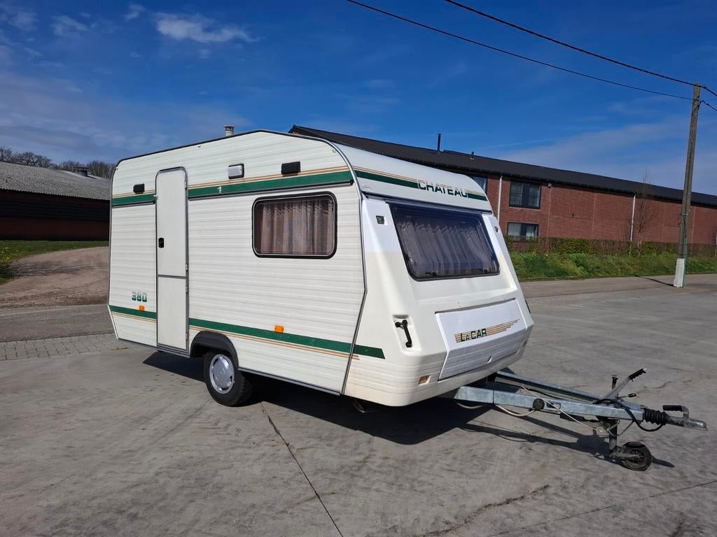 Prachtige chateau caravan mtm 750kg, Caravans en Kamperen, Caravans, Treinzit, Particulier, Adria, Openslaande ramen