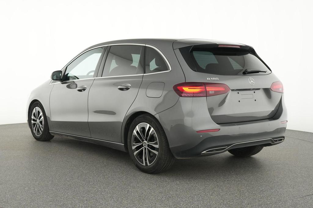 Mercedes-Benz B-klasse 180 Business Line | Verwarmde Zetels, 100 kW, Electronic Stability Program (ESP), 135 g/km, Entreprise