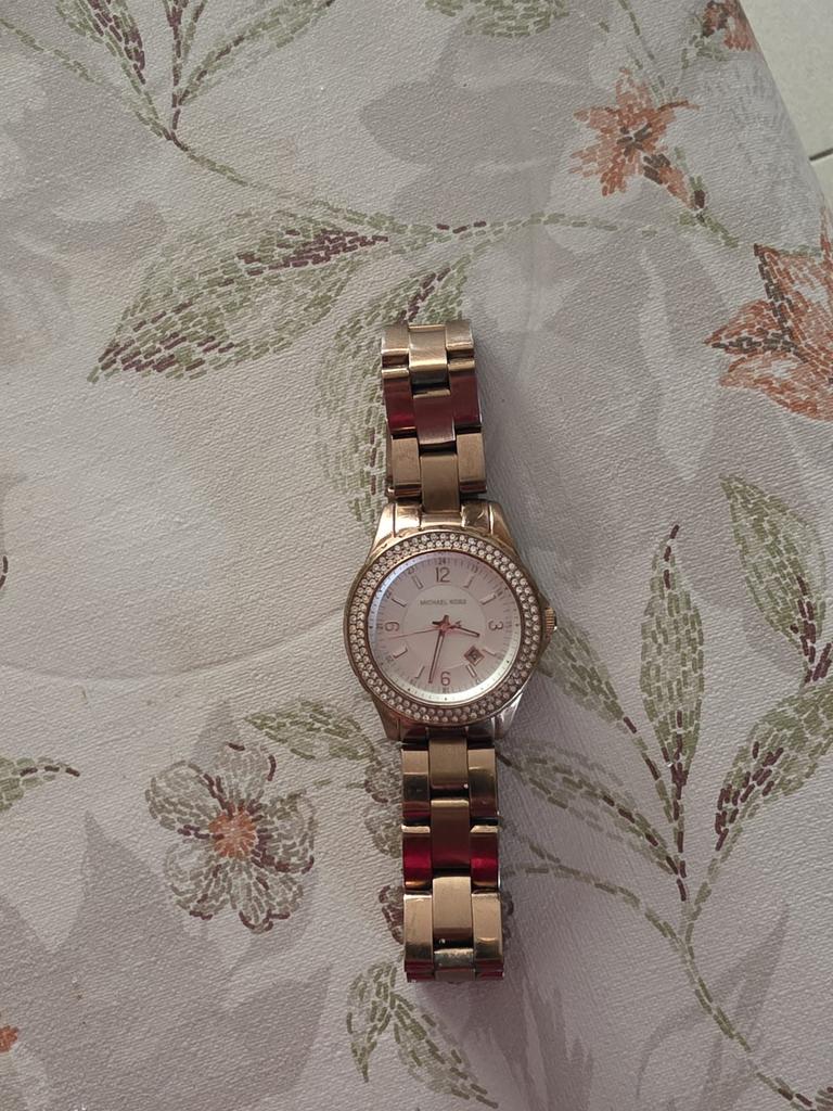 Michael kors, Ophalen, Zo goed als nieuw