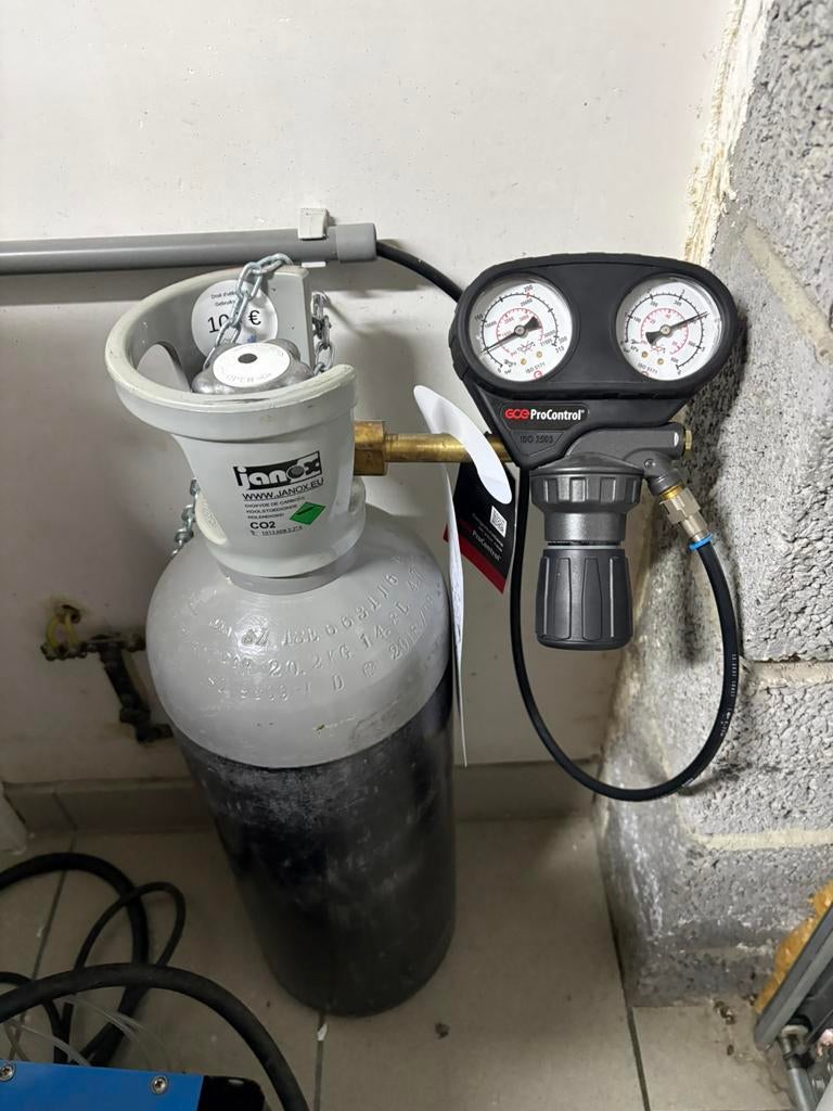 Adoucisseur solucalc, Elektronische apparatuur, Waterontharders, Ophalen, Zo goed als nieuw