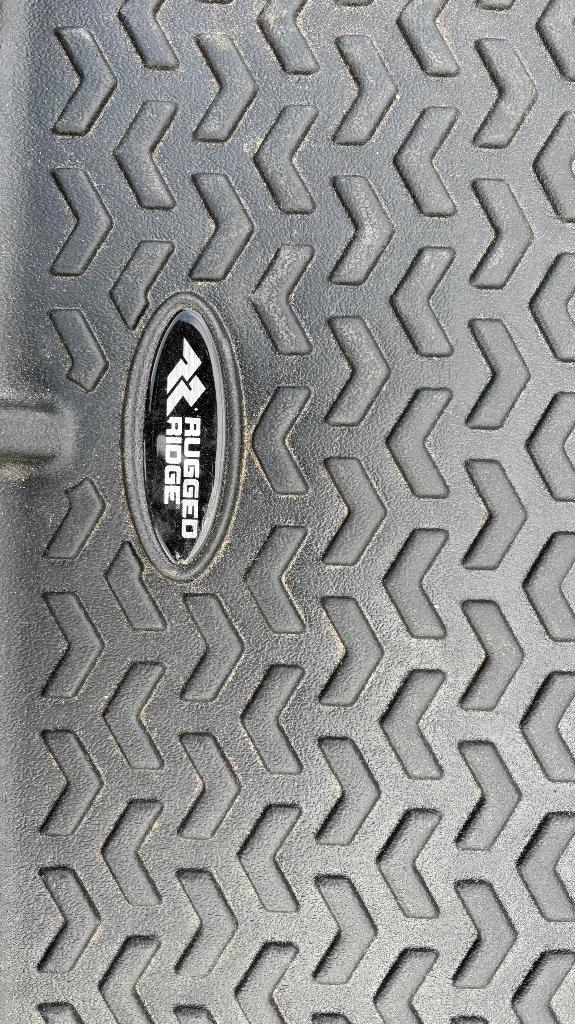 Jeep Wrangler Kofferbak mat  JL 2 deurs, Ophalen, Zo goed als nieuw