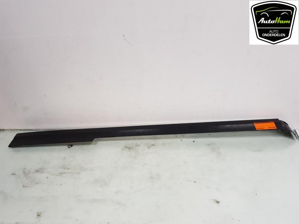 GARNITURE Mercedes-Benz Vito (447.6) (|A4476900570|), Utilisé, Mercedes-Benz