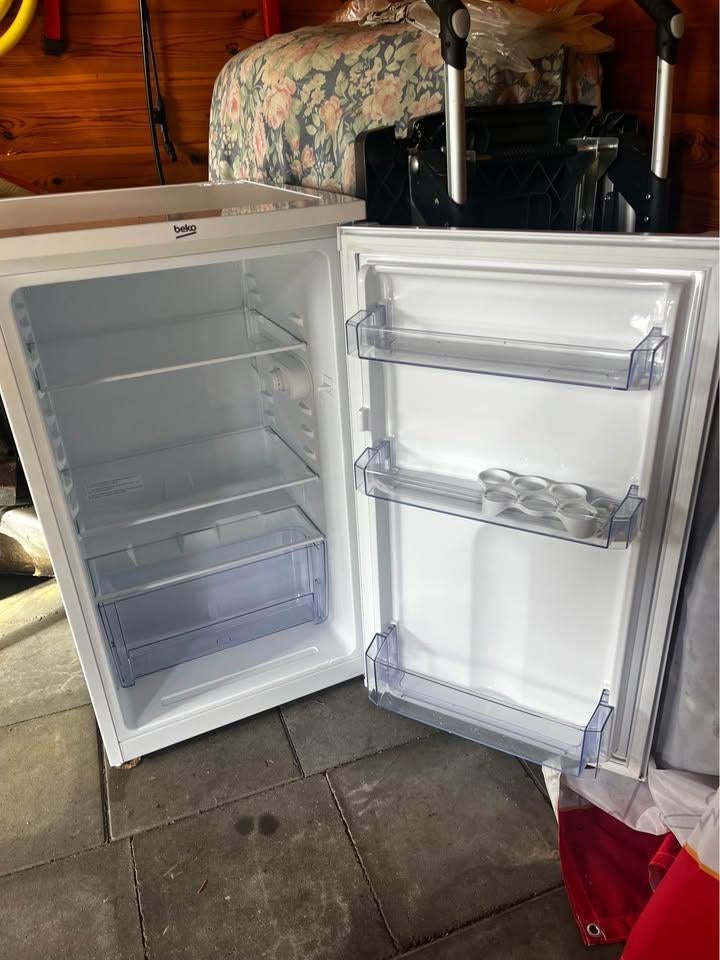 Frigo mini frigo Beko zeer goede staat, Electroménager, Réfrigérateurs & Frigos, Classe énergétique A ou plus économe, 85 à 120 cm