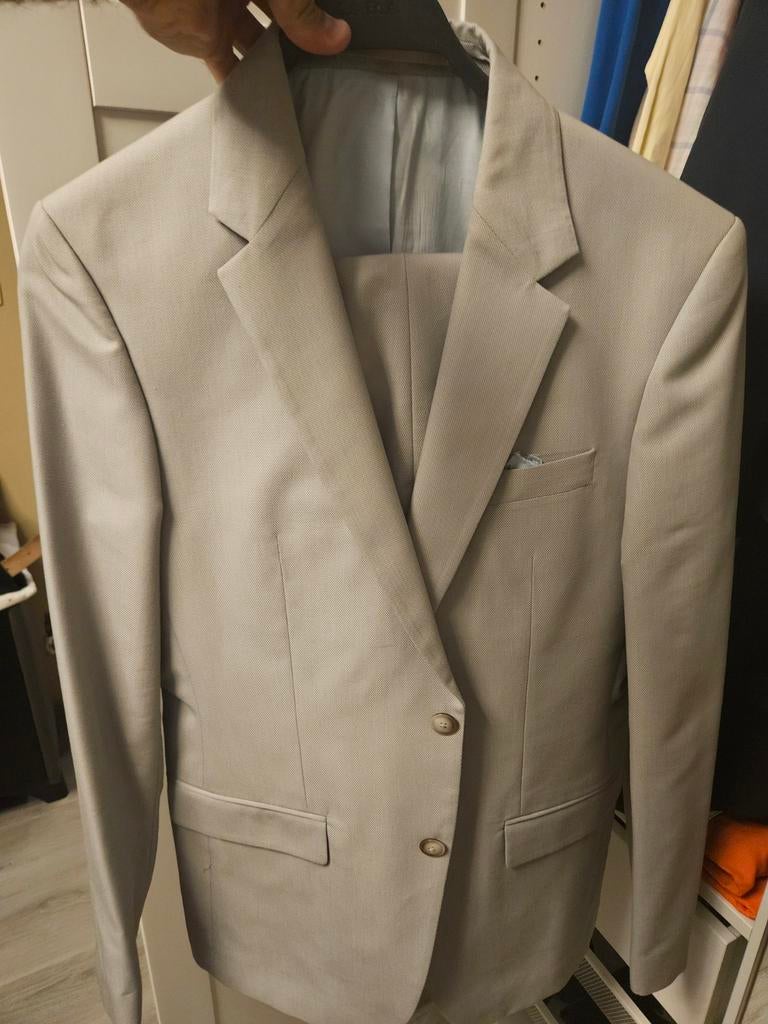 Costard zara a vendre, Enlèvement, Neuf, Zara