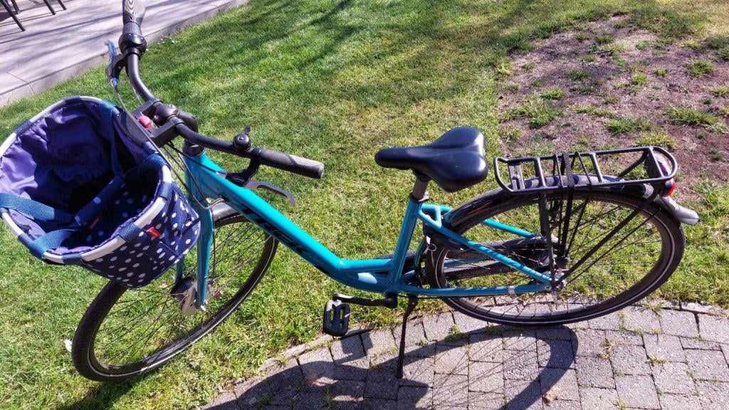 Fiets voor meisjes, Ophalen