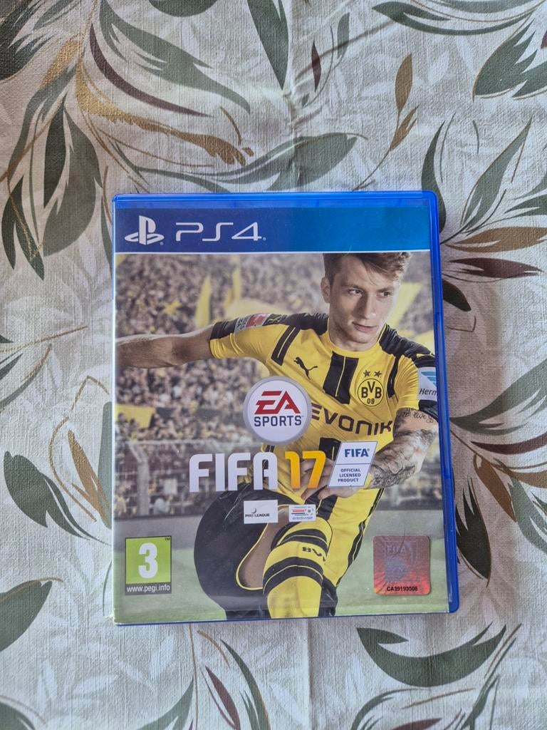 FIFA17 - PlayStation 4 (speelbaar op PS5), Ophalen of Verzenden, Zo goed als nieuw, Sport, 3 spelers of meer
