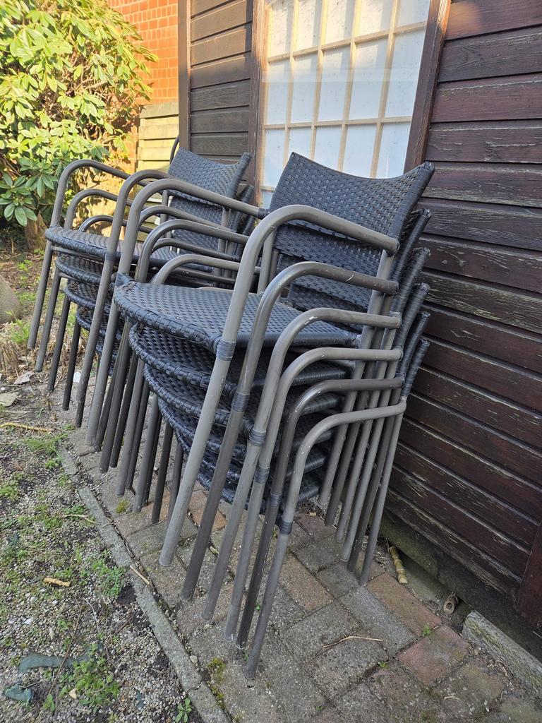 Tuinstoelen, Ophalen, Zo goed als nieuw