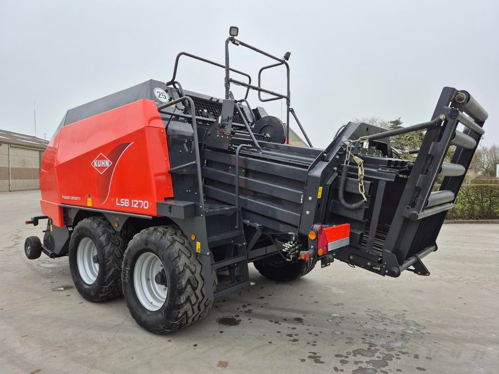 Kuhn LSB 1270 grootpakkenpers, Zakelijke goederen, Ophalen