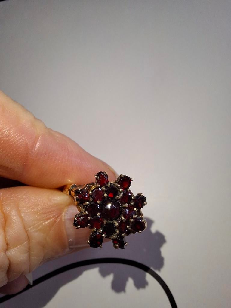 Bague ancienne,  or 14 carats, grenats de bohéme, Bijoux, Sacs & Beauté, Bagues, Enlèvement ou Envoi, Or, Or