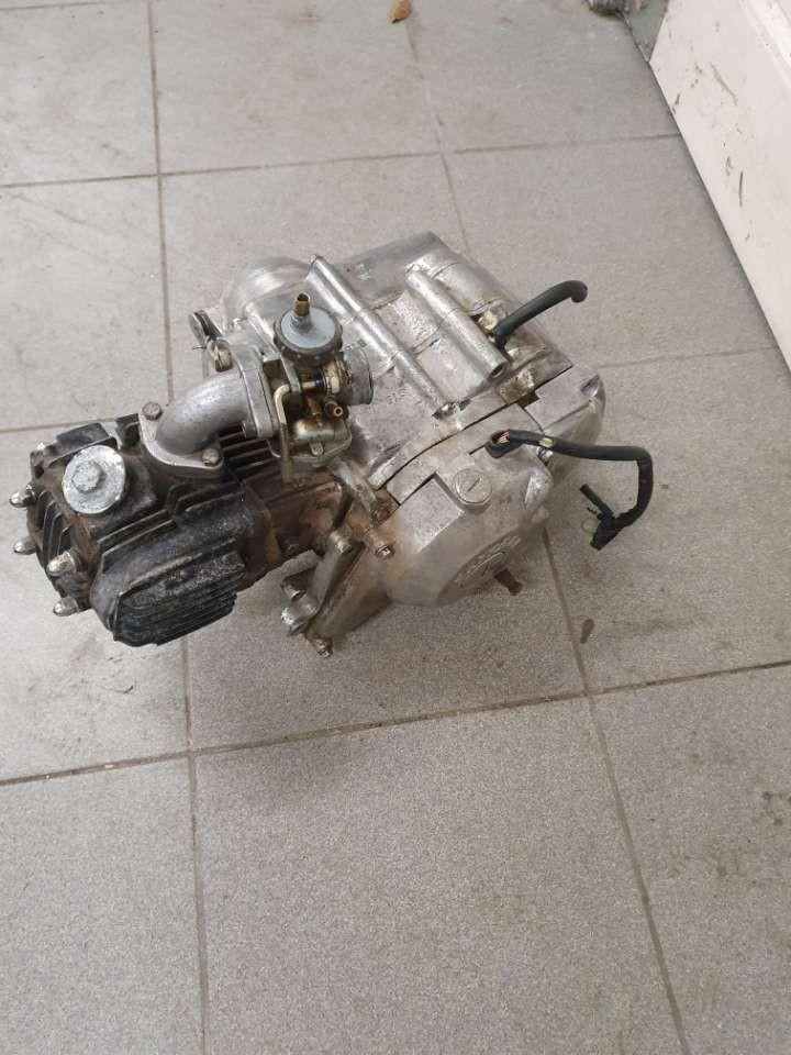 Dax 50cc blok, Vélos & Vélomoteurs, Pièces de cyclomoteur | Général, Utilisé, Bloc, Enlèvement ou Envoi