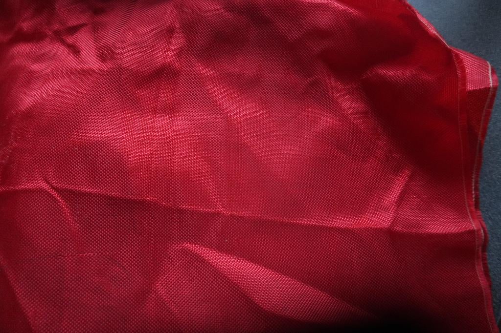 rouleau de tissu rouge, Hobby & Loisirs créatifs, Tissus & Chiffons, Enlèvement ou Envoi, Neuf, Rouge