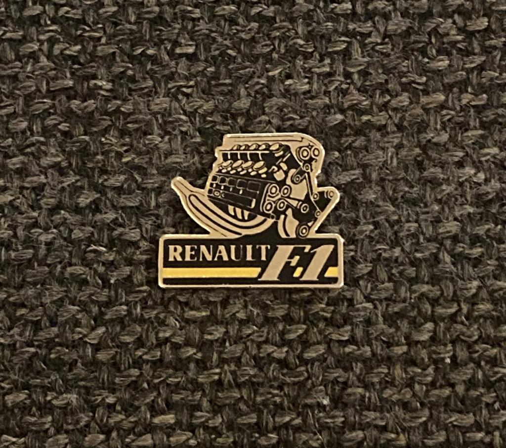 PIN - RENAULT - F1 - FORMULE 1, Verzenden, Gebruikt, Sport, Speldje of Pin