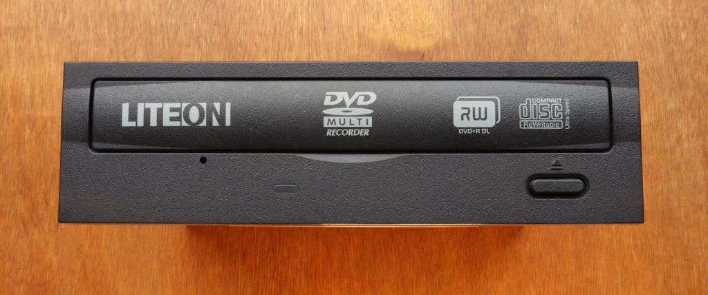 DVD/CD Recorder/Rewritable drive, Computers en Software, Optische drives, Ophalen of Verzenden, Zo goed als nieuw, Intern, Dvd